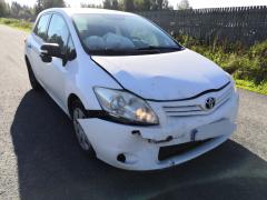 Toyota Auris 1.4 D-4D -10