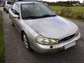 Kuva 3: Ford Mondeo 2.0 sedan -97 1997