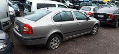 Skoda Octavia 1,6 beige -07