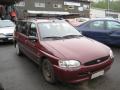 Kuva 3: Ford Escort 1.8i 16v farmari 1997