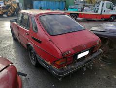 Saab 900