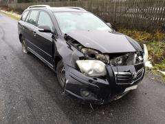 Toyota Avensis 2.0 farm. -07