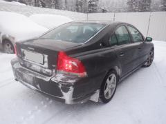 Volvo S60 4D Sedan 2.4i MT5 Momentum