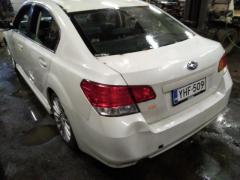 Subaru Legacy 2.0 D AWD sedan -09