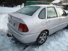 Volkswagen Polo 1,4 -00 HOPEA SEDAN