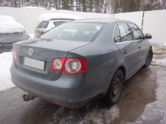 VW Jetta V 4D Sedan 1.6FSI MT6