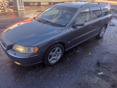 Volvo V70  D5 AWD