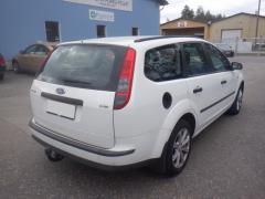 Ford Focus II Pre-Facelift 5D STW 1.8i Flexifuel MT5