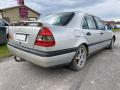 Kuva 3: Mercedes-Benz C 180 sed -96 1997