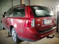 Volvo V50 1,6 D -09 punainen