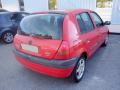 Kuva 3: Renault Clio II 3D HB 1.4i 8V MT5 2001