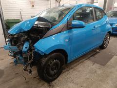 Toyota Aygo 1.0bensa 4.ovinen