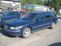 Volvo V70 2.4i