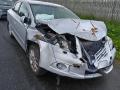 Kuva 3: Toyota Avensis 1.6VVT-i sedan -11 2011