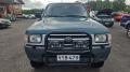 Kuva 3: Toyota Hilux 2.4 2L-T 4x4 2000