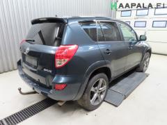 Toyota RAV4 (III) 2.2 D-4D 4WD