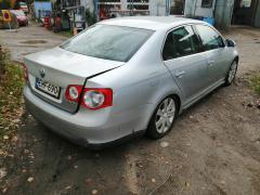 Volkswagen Jetta -06 2.0TDI hopea 