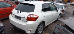 Toyota Auris 2011 hybrid