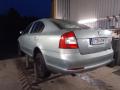 Kuva 3: Skoda Octavia 1.2 tsi -10 5-ov hb vaal.turkoosi 2010