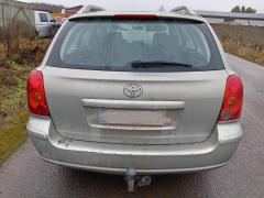Toyota Avensis 2.0 D-4D farm. -03