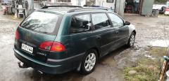 Toyota Avensis -00 2.0td farmari vihre