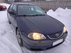 Toyota Avensis 1.6 VVT-i sedan -01