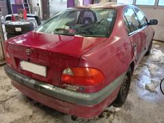 Toyota Avensis 1.8 sedan -98