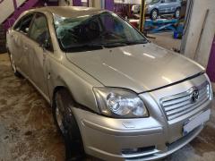 Toyota Avensis 1.6 VVT-i LB -04