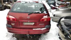 Toyota Avensis 1,6 farmari -02