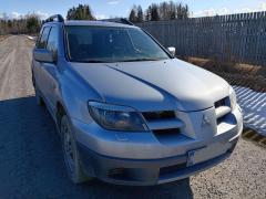Mitsubishi Outlander 2.0 4WD -03