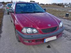 Toyota Avensis 1.6 LB -99