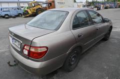 Nissan Almera (N16) 2005 1.5 Bensa sedan