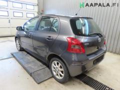 Toyota Yaris 1.3 VVT-i 5/HB