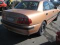 Kuva 3: Mitsubishi Carisma 1.8 GDI 92kw 4d.sedan 1999