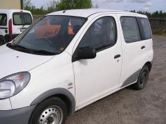 Toyota Yaris Verso