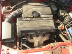 Saab 900