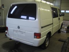 Volkswagen Transporter 2.4 D 57 kW syncro