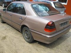 Mercedes-Benz C 202 220 D Sed 