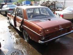Mercedes-Benz w115