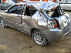 Toyota Corolla E120 1.8i 16V 3/HB