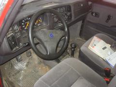 Saab 900