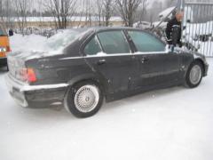 BMW E36 325i 24v autom. sedan