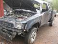 Kuva 3: Toyota Hilux 2,4D ,Extra Cab 4x4 -92 1992