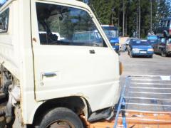 Mitsubishi Canter 2,3D -85