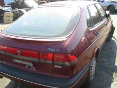 Saab 900