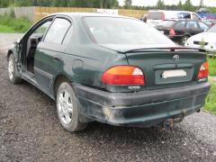 Toyota Avensis 1.6 Linea Terra sedan