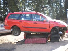 Ford Focus 1,8TD -02 farmari