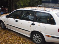 Volvo V40 1,8 -01 