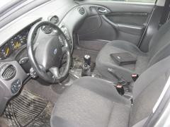 Ford Focus 1.8td Ghia Hopea 