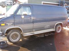 Chevrolet Chevy Van 20